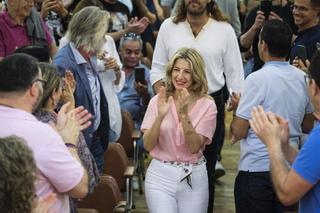 Yolanda Díaz adopta perfil bajo en la batalla campal de la izquierda en Madrid