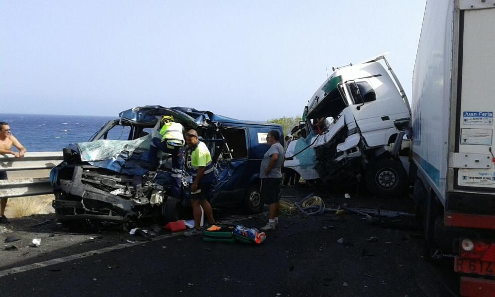 Accidente de tráfico en la TF-1