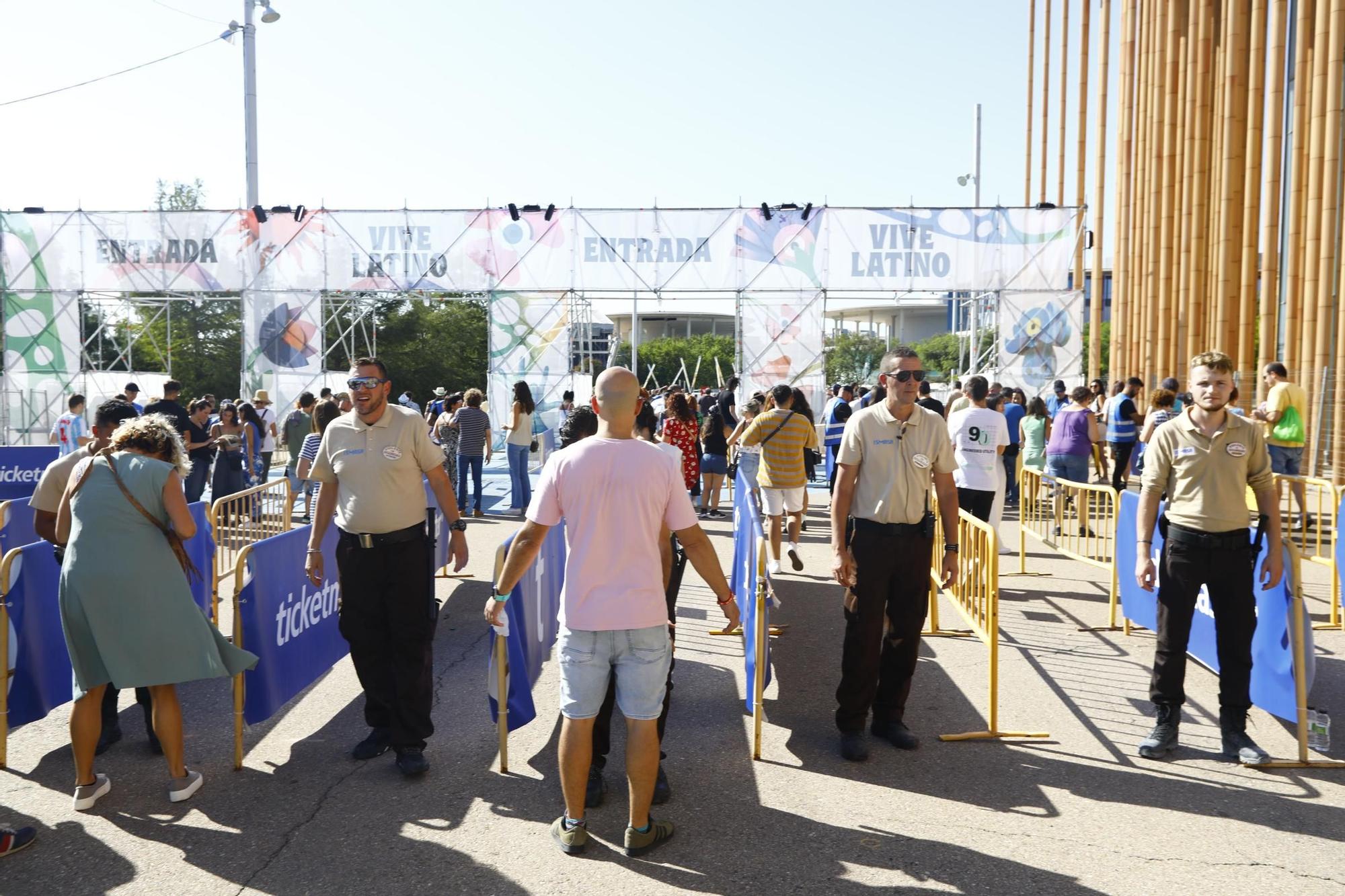 En imágenes | Zaragoza ya vibra con los primeros conciertos del Vive Latino