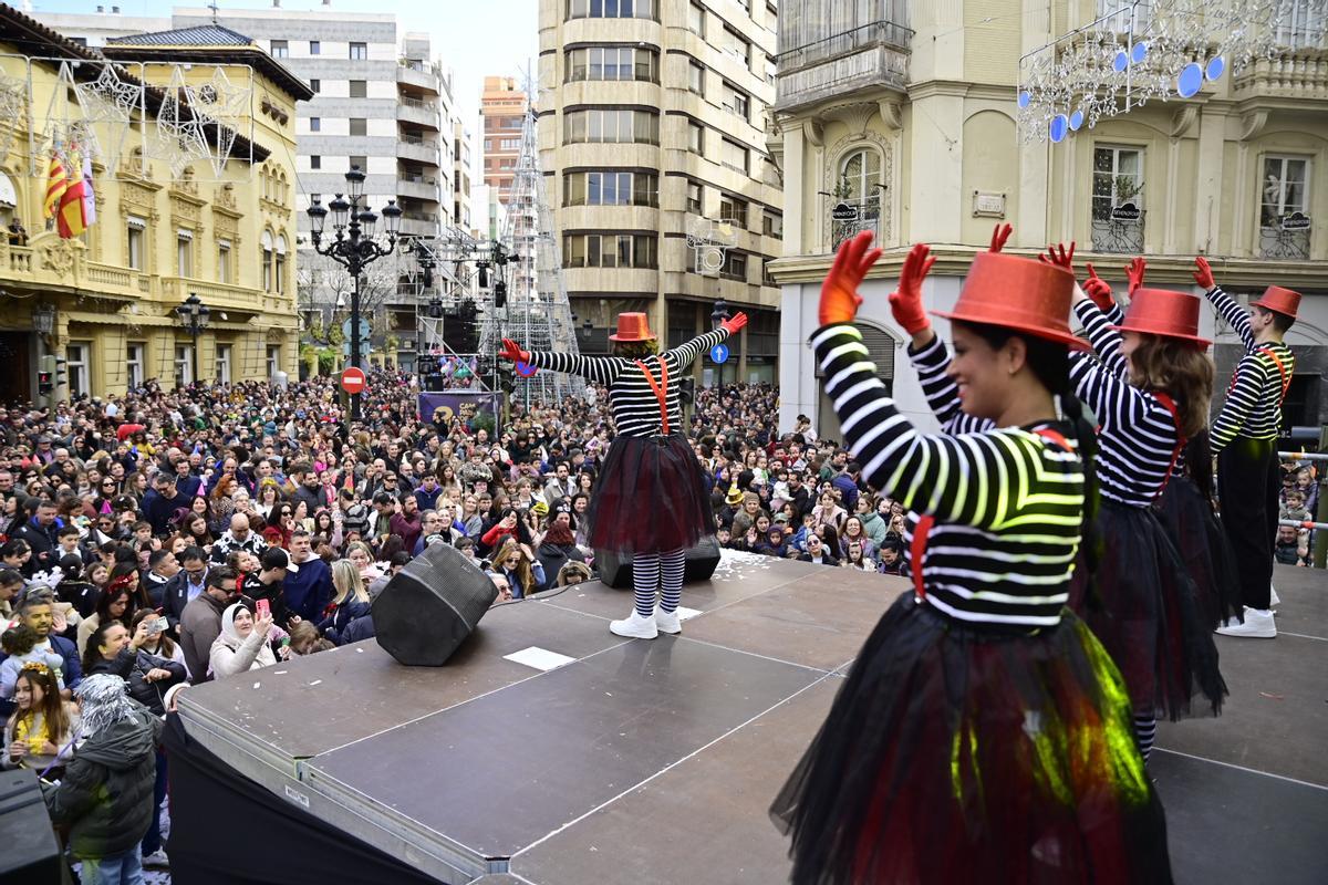 Galería de imágenes: Nochevieja infantil en Castelló