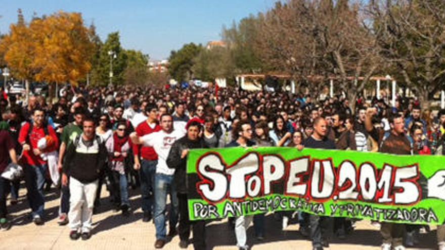 Un momento de la marcha en la Universidad de Alicante