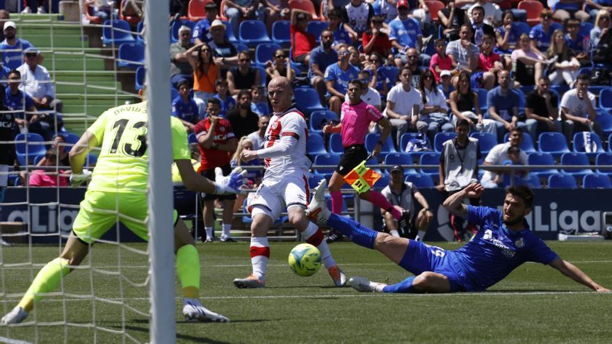 El Rayo celebra la permanencia.