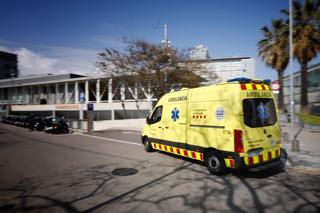 Muere uno de los niños hospitalizados tras ser rescatados en la playa de Roses