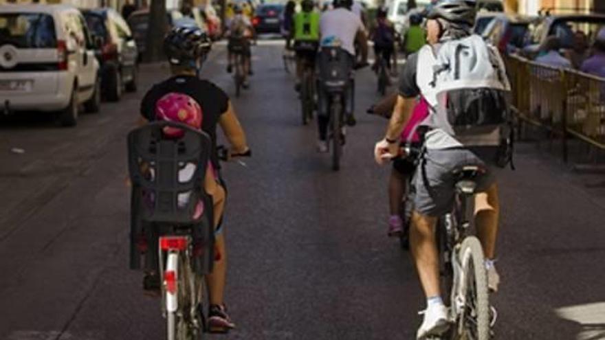 Alzira y Carlet ofrecen transporte gratuito    en el día sin coches