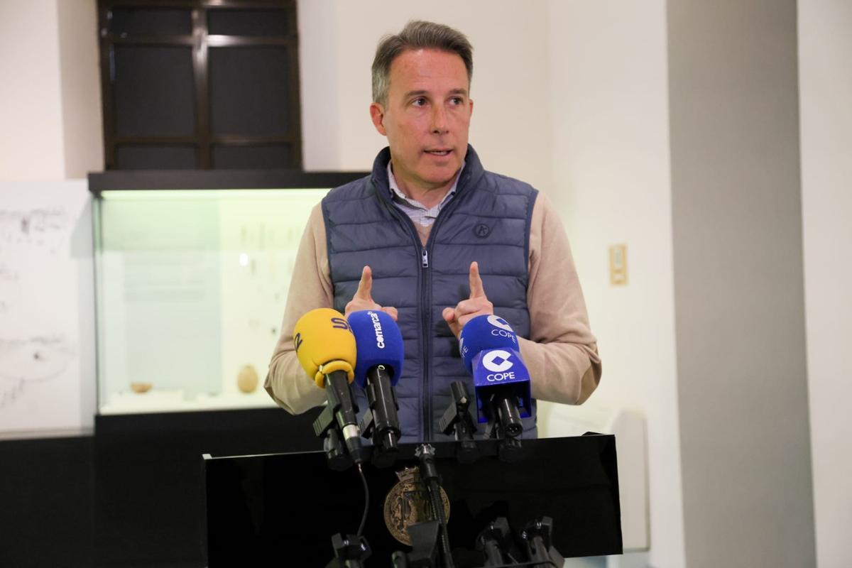 Fulgencio Gil durante su comparecencia de este martes.