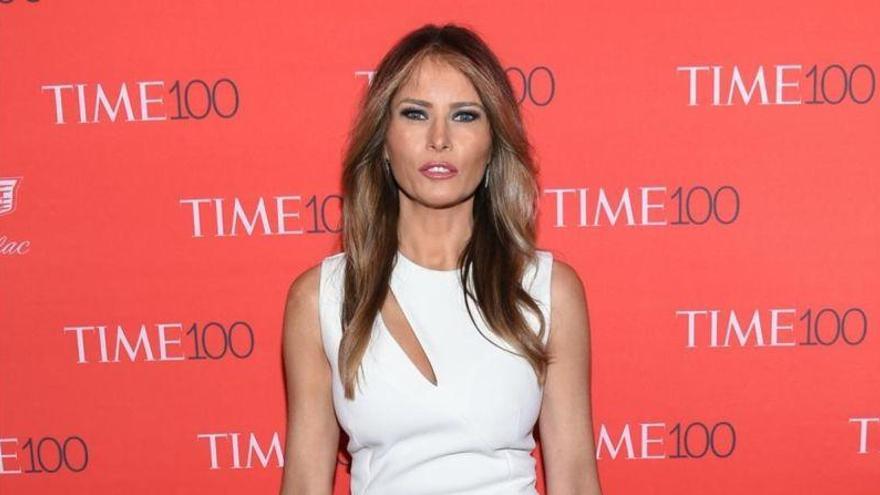 Melania hubiera sido deportada si Trump hubiera sido presidente en los 90