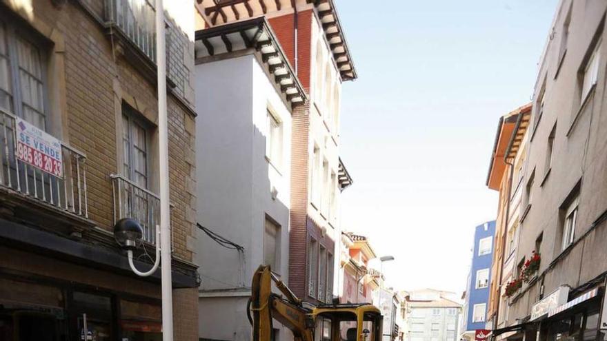 La calle Conde del Real Agrado de Luanco, ayer.