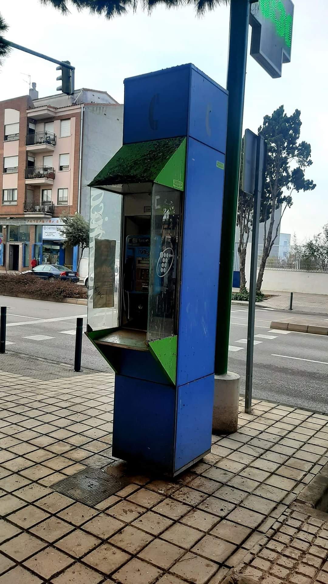 Avenida Alcora, nº128.Sí funciona