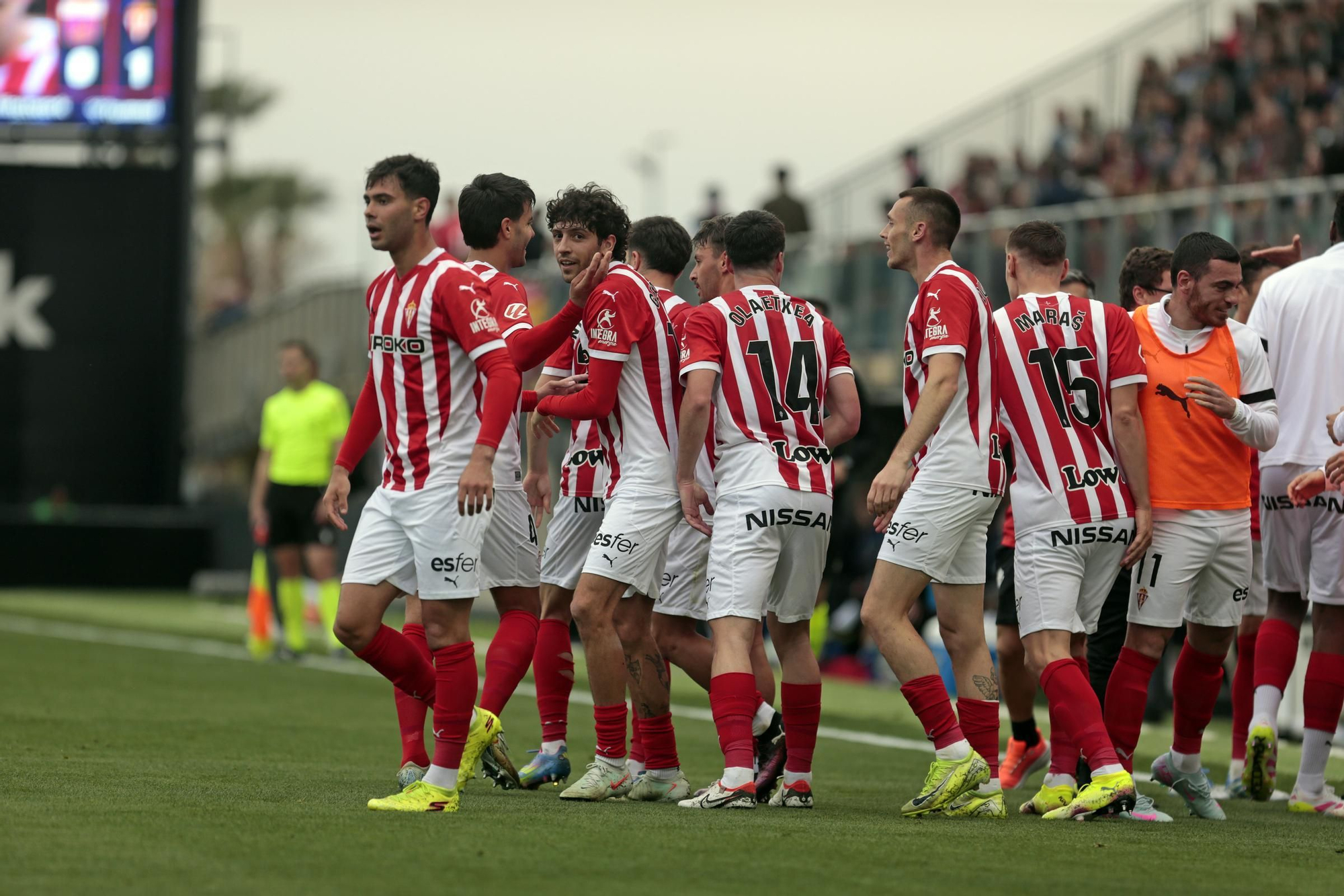 Así fue el partido entre el Sporting y el Eldense