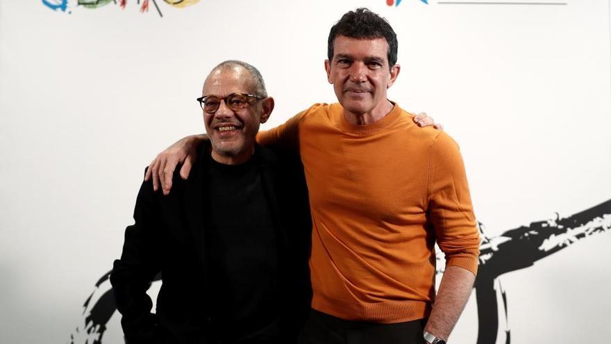 Lluís Pasqual y Antonio Banderas, este miércoles en Madrid.