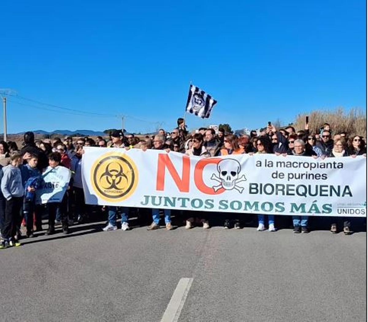 La marcha del domingo por la mañana en San Antonio de Requena contra la planta de biometano.