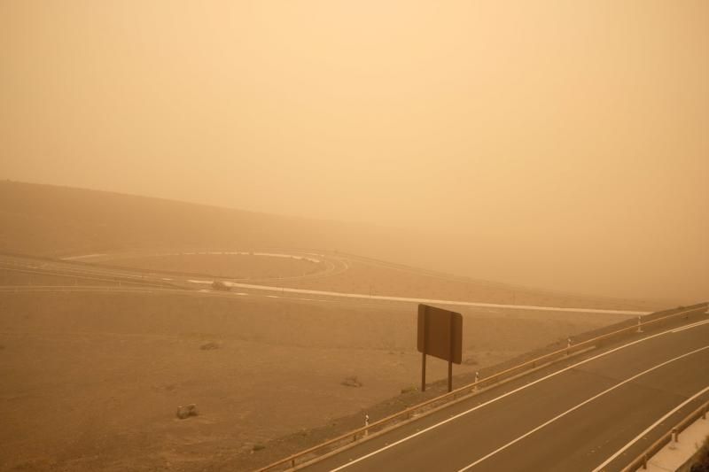 La Aldea - Agaete- Las Palmas de GC:. Incendio Tasarte y calima  | 23/02/2020 | Fotógrafo: José Carlos Guerra