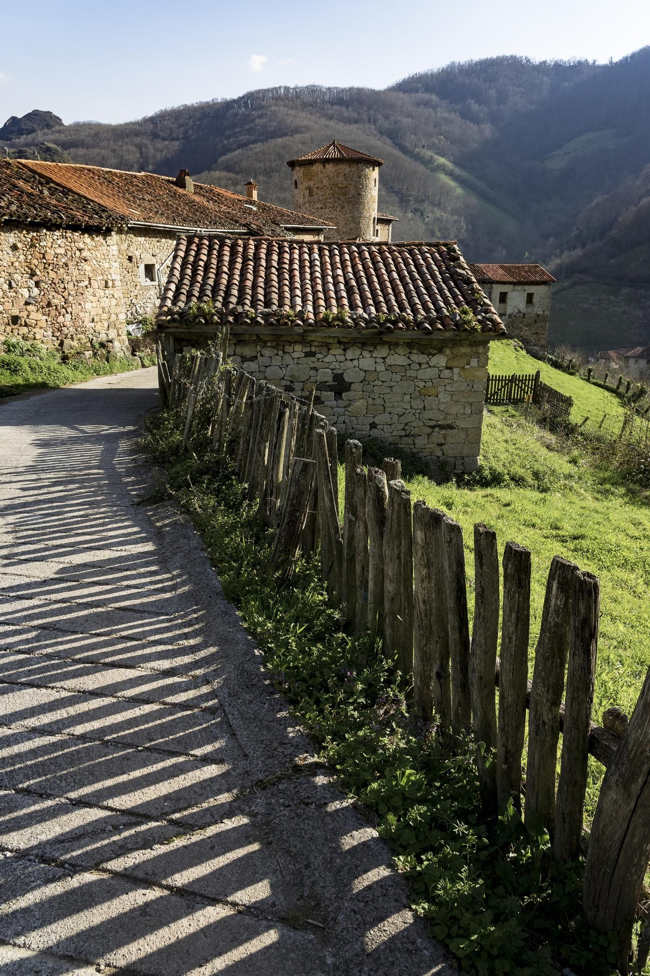 La fortaleza se reconoce desde cualquier rincón del pueblo.