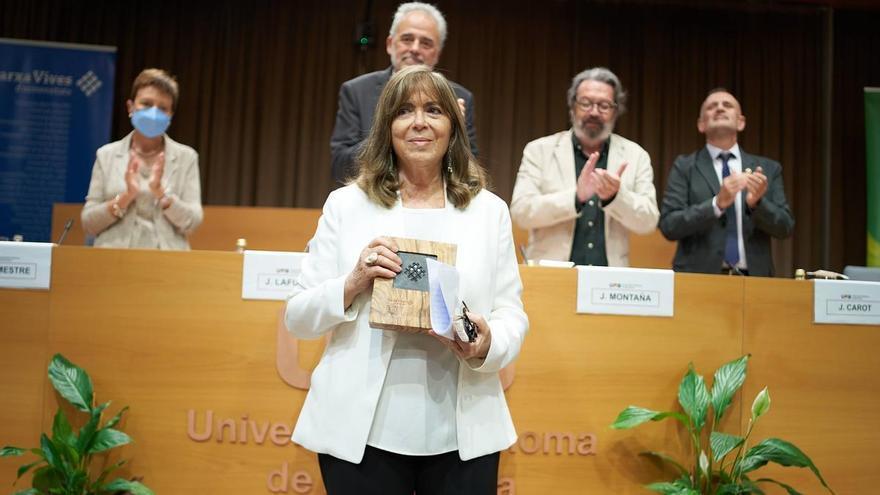 Maria del Mar Bonet recibe en Barcelona la Medalla d&#039;Honor de la Xarxa Vives d&#039;Universitats