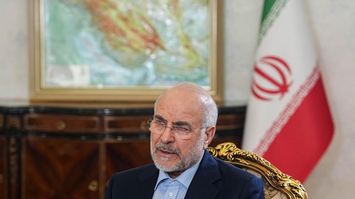 Las cúpulas negociadoras de Irán y EEUU aterrizan en Suiza para su primer encuentro tras la firma del preacuerdo