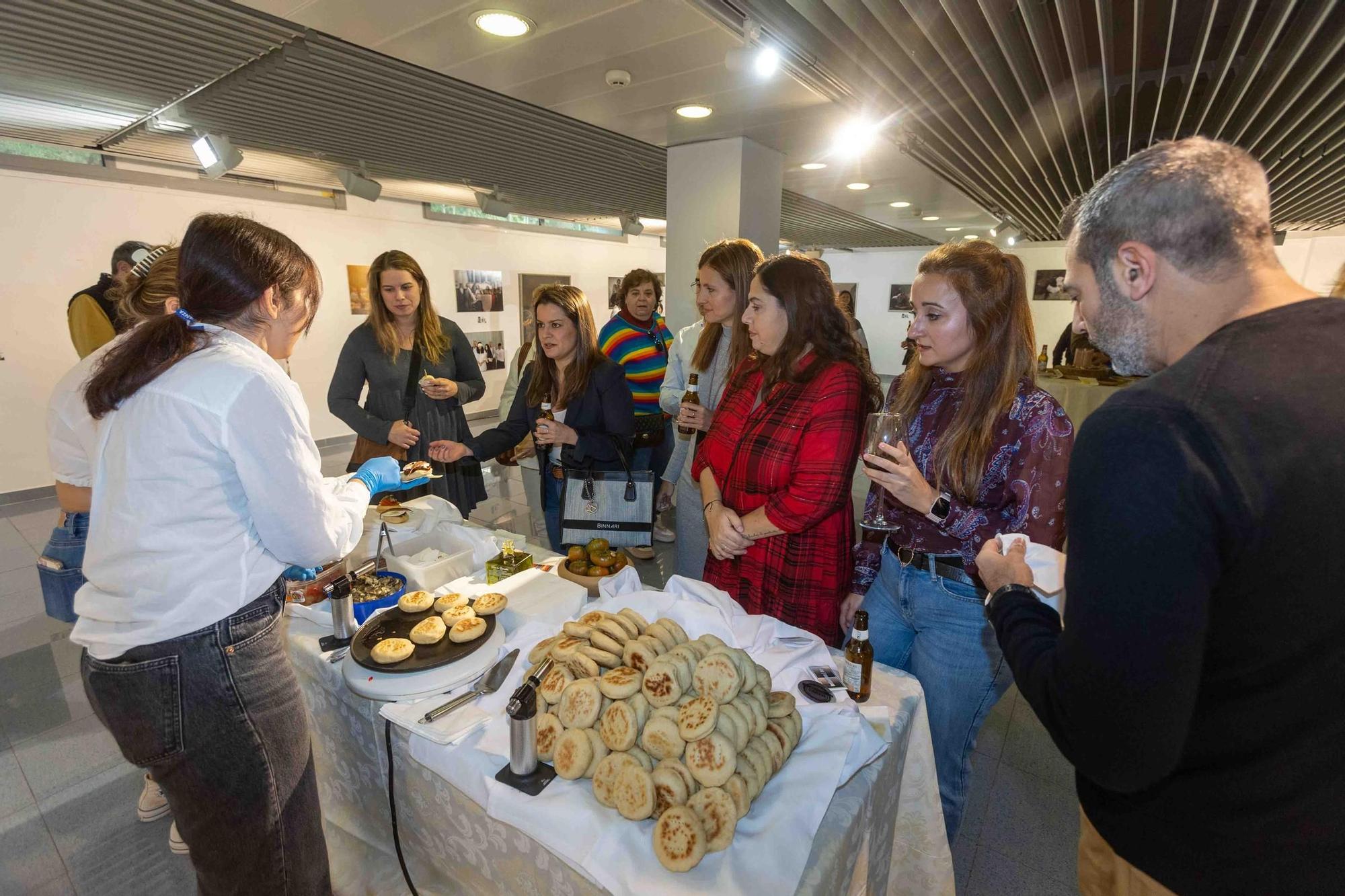 INFORMACIÓN se viste de Navidad con su tradicional comida de clientes y agencias