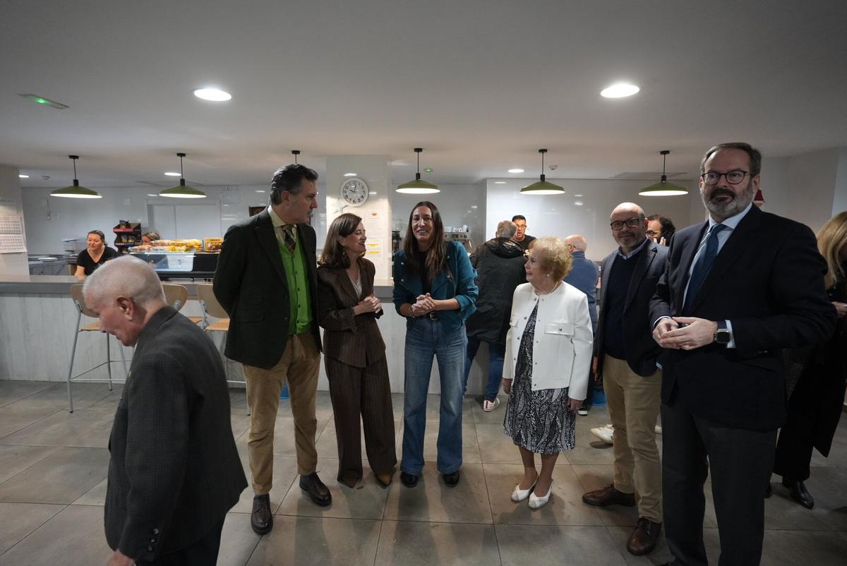 Córdoba. La consejera de Inclusión Social, Juventud, Familias e Igualdad, Loles López, inaugura en Córdoba las obras de reforma realizadas en el Centro de Participación Activa de Personas Mayores Cordoba II-Sector Sur, de titularidad de la Junta de Andalucía