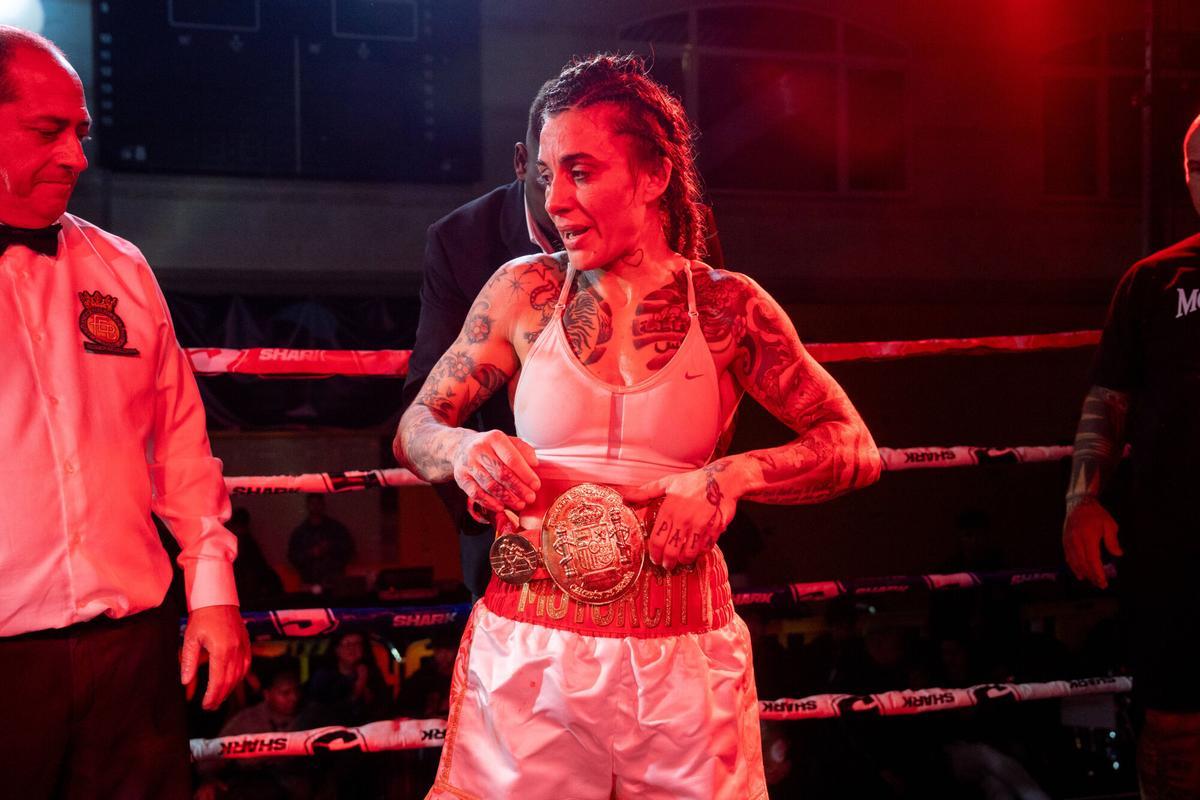 Farah El Bousairi retiene el título de campeona de España del peso Mosca al vencer a la andaluz Ana Acevedo