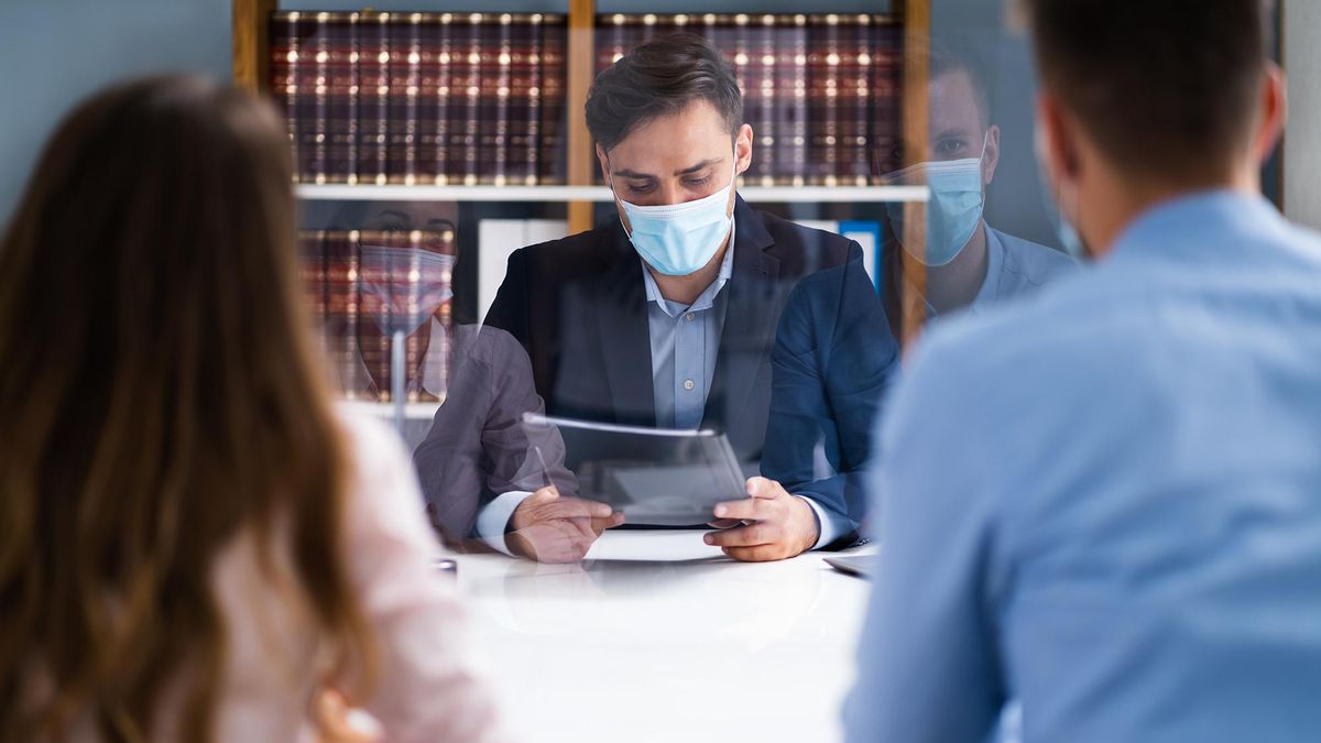 Labor emerged as the main subject of the year, experiencing a 36.9% increase in the number of legal consultations with respect to the previous year. Labor emerged as the main subject of the year, experiencing a 36.9% increase in the number of legal consultations with respect to the previous year.
