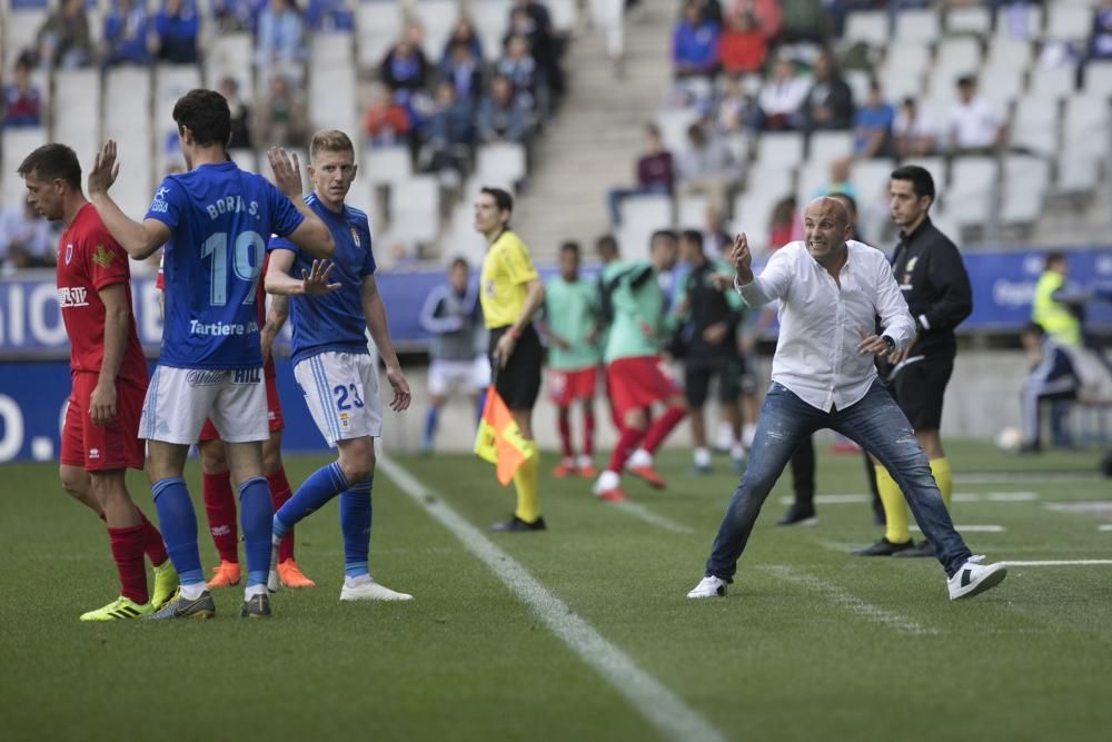 El partido del Oviedo ante el Numancia, en imágenes.