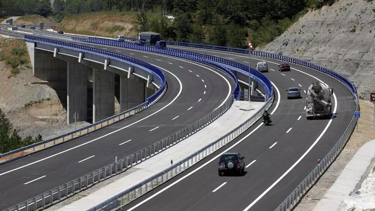 Un tramo de la autovía A-21 del Pirineo.