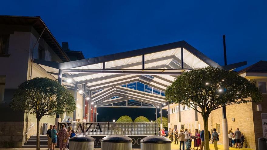 Arriondas inaugura la plaza García Dory como nuevo espacio cultural