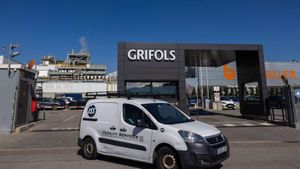La CNMV multa Grifols amb quasi 1,4 milions per defectes en els informes