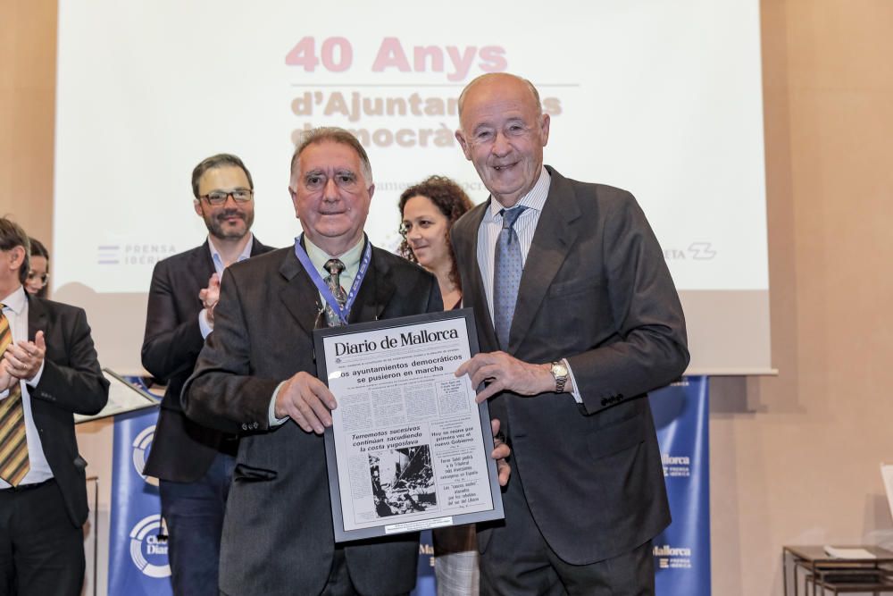 Así ha sido el acto de homenaje a 40 años de ayuntamientos democráticos