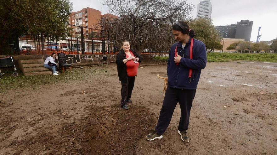 El disparo de petardos de gran tamaño se prohibirá durante todas las noches de Fallas para evitar el vandalismo pirotécnico