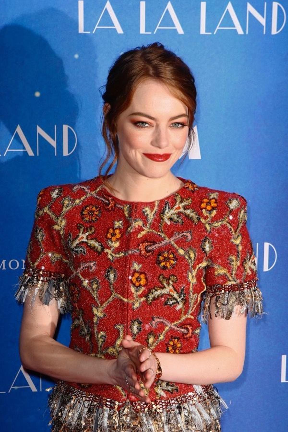 Emma Stone de Chanel en el estreno de 'La La Land' en París