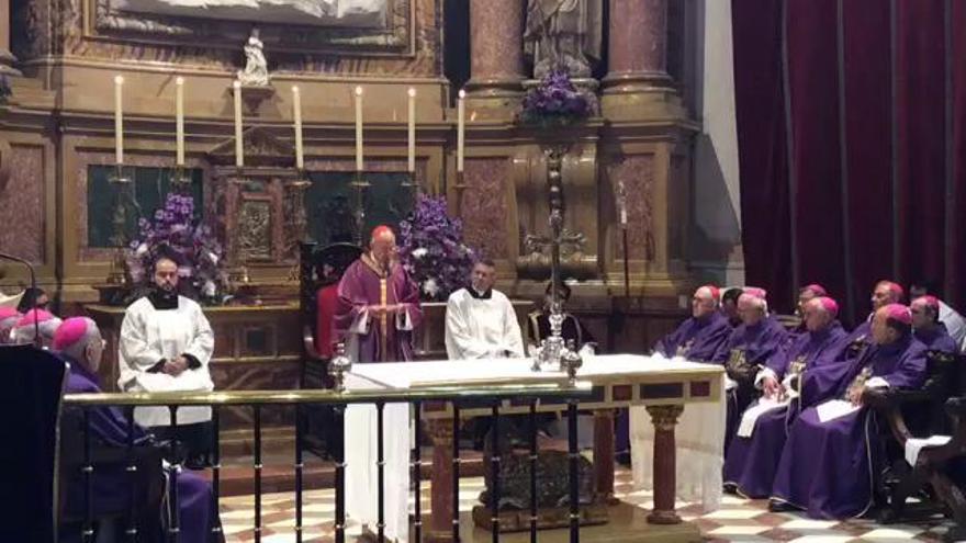 Funeral del obispo de Zamora | Misa y entierro de Gregorio Martínez en la Catedral