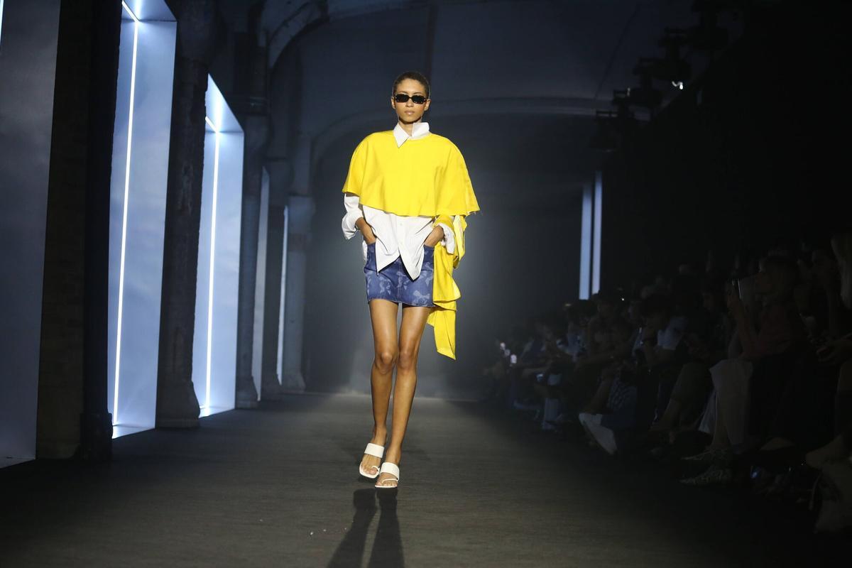 Barcelona 15/10/2025 080 Barcelona Fashion Desfile del diseñador Moisés Nieto Foto ELISENDA PONS