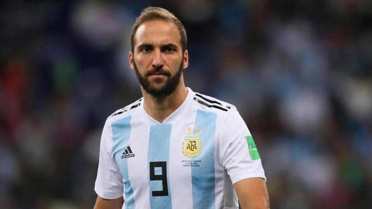 El increíble cambio físico del "pipita" Higuaín tras retirarse del fútbol