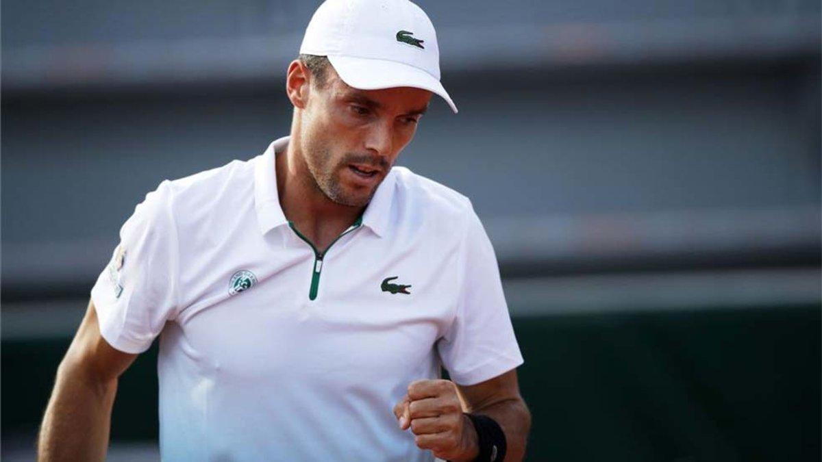 Bautista quiere más en Roland Garros