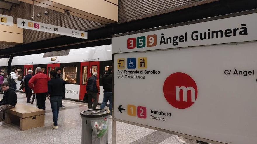 Metros y tranvías recorren en Fallas el equivalente a 17,3 vueltas al mundo