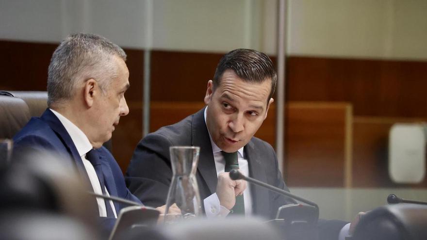 Pacto PP-Vox en Extremadura: a la tercera va la vencida