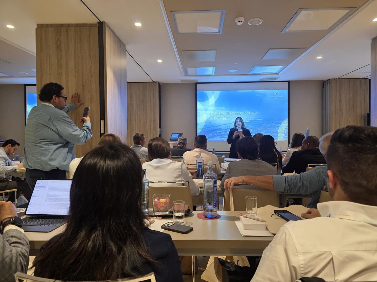 Presentación de Beatriz Calzada a los empresarios americanos