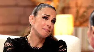 El entorno de Nuria Fergó habla sobre la polémica con su maternidad:  "Es muy fácil criticar"