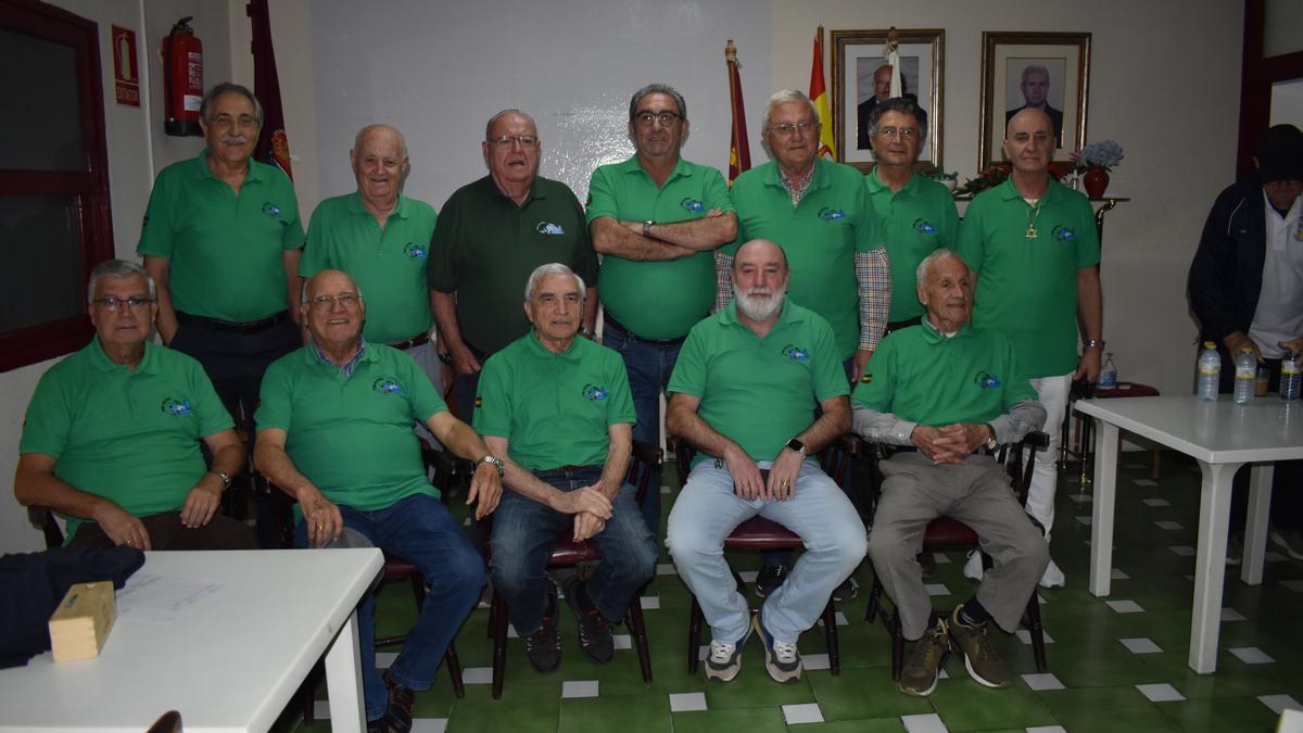 Formación de la Peña Milibar, noveno clasificado del grupo A.