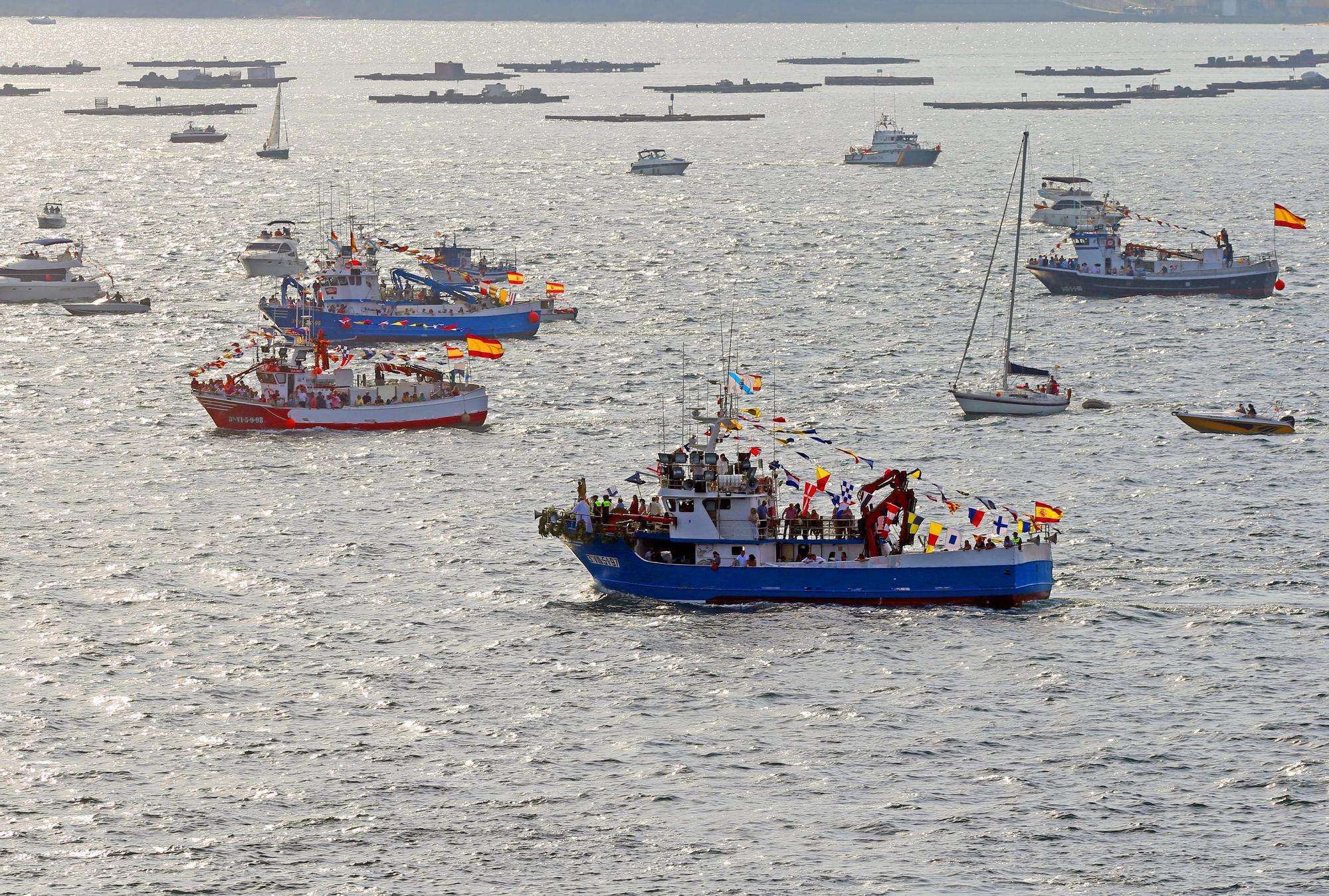 Las mejores imágenes de la procesión marítima de O Berbés