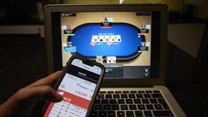 Més de 75.000 adolescents estan enganxats a les apostes ‘on line’