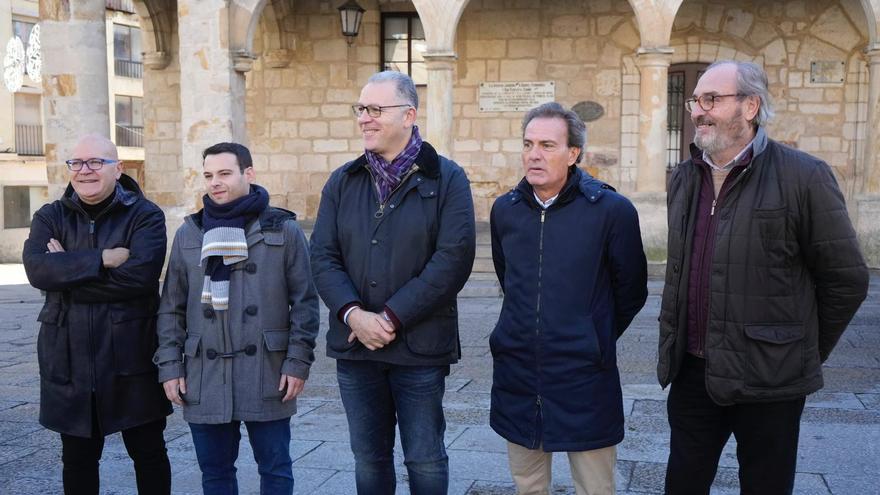 La oposición se une para dar &quot;portazo&quot; a la comisión y forzar que el Museo de Lobo  se ubique en el Castillo de Zamora