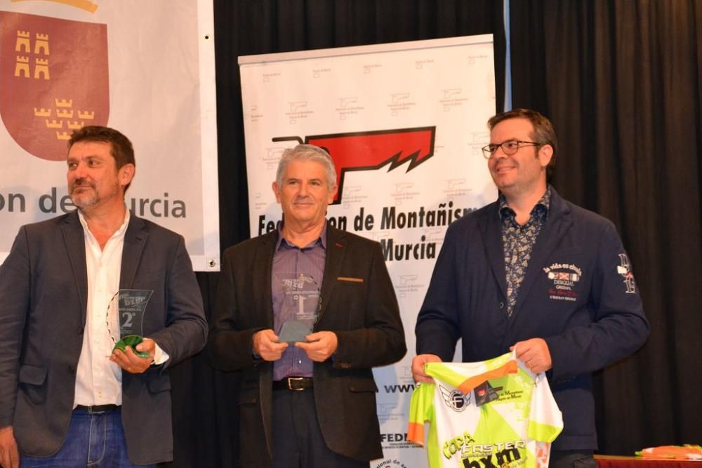 Entrega de premios de la Copa Fastwear de bicicleta por montaña