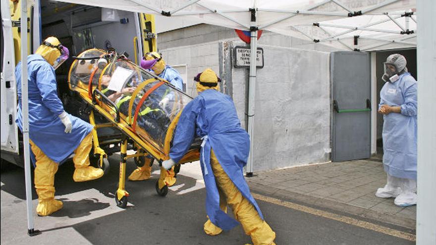 Sanidad participa en un simulacro de alerta por ébola