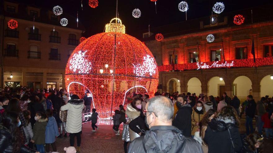 Benavente se ilumina de esperanza por Navidad