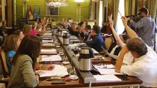 El "éxito colectivo" del convenio de La Vega para Oviedo: así se vivió un Pleno muy especial