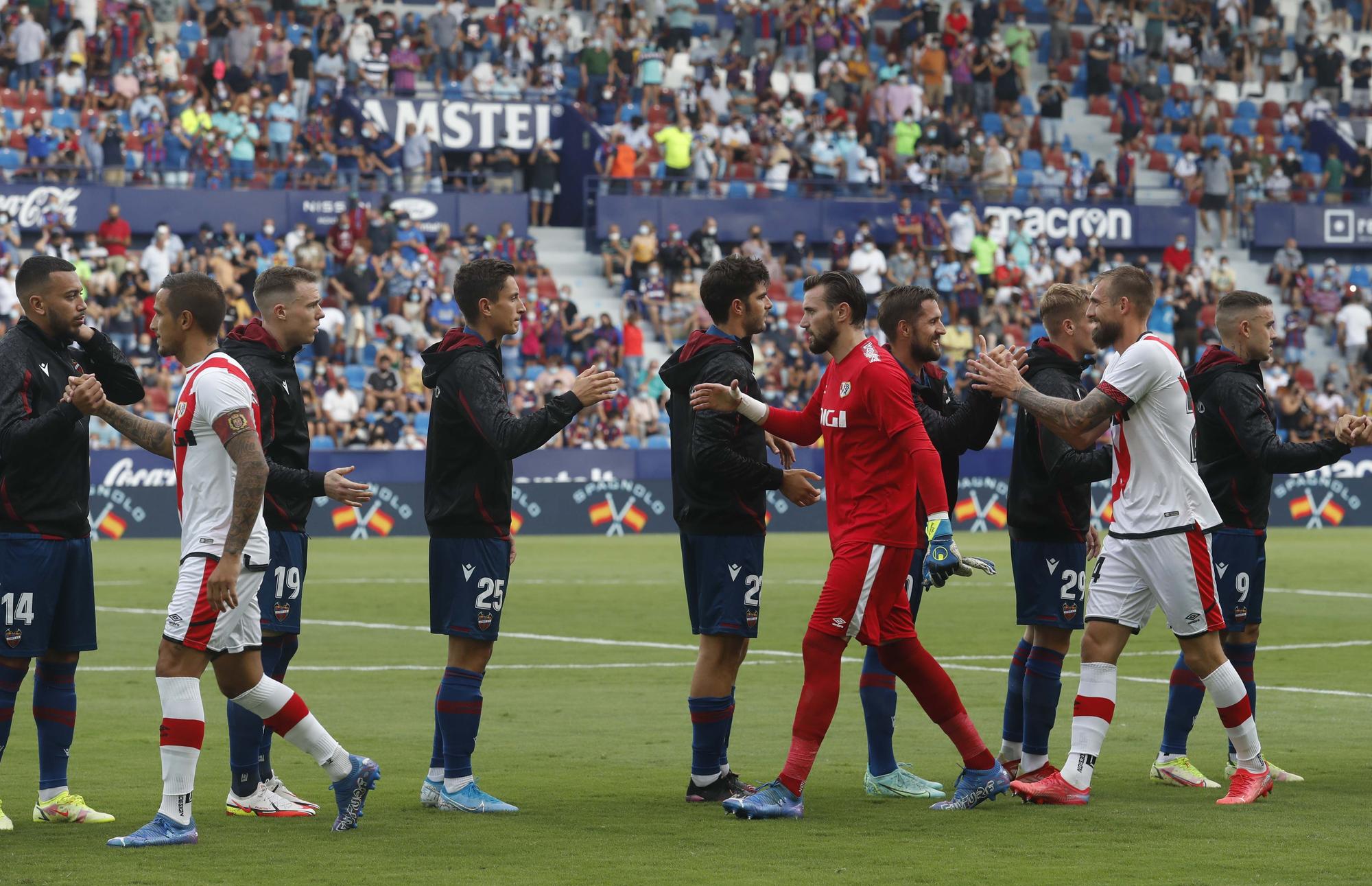 Levante UD - Rayo Vallecano en imágenes