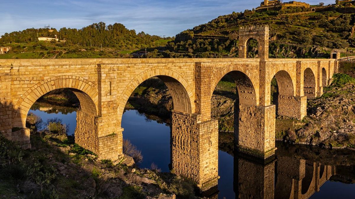 El puente de España con mil años de vida que tiene fascinados a los ingenieros: &quot;se mantendrá en pie por todos los siglos&quot;