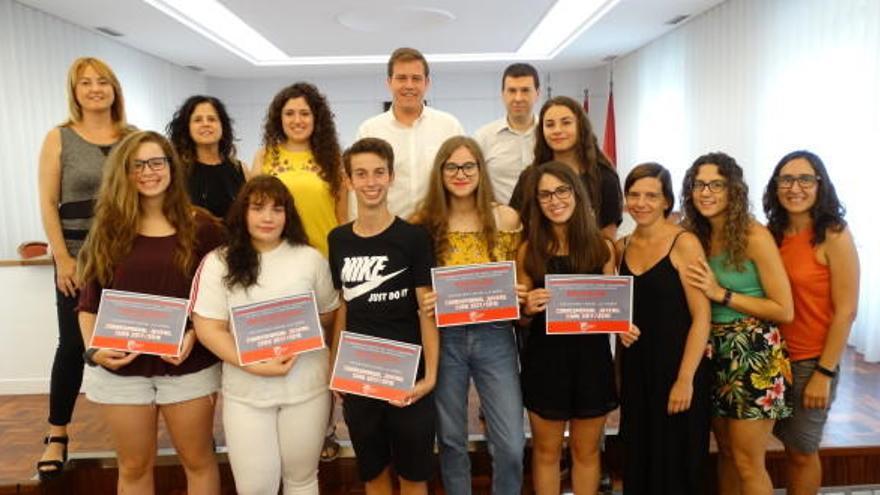 Los voluntarios del &quot;Corresponsals juvenils&quot; del curso pasado