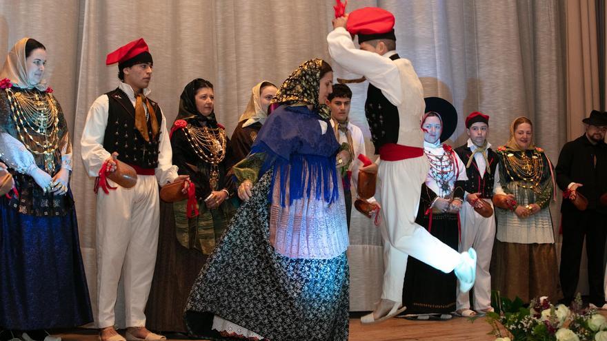 El Festival Folclórico Festes de Sant Antoni, en imágenes